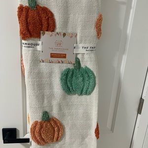 Rachel Ashwell Multi-Color Pumpkin Blanket